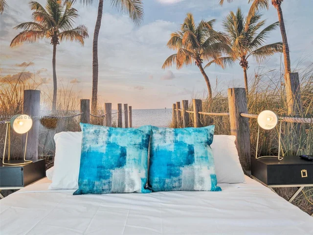 11843 W Biscayne Canal Rd, Miami FL 33161