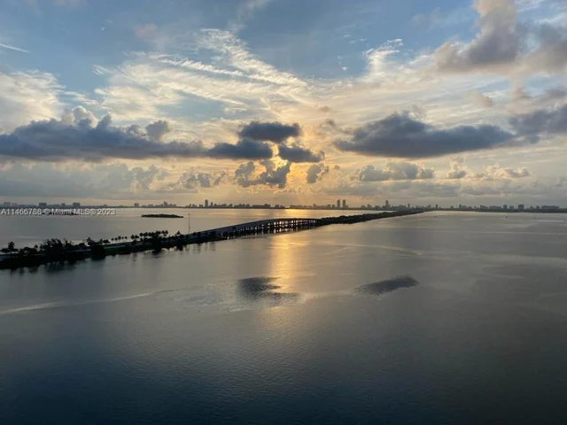 3131 NE 7th Ave # 1706, Miami FL 33137