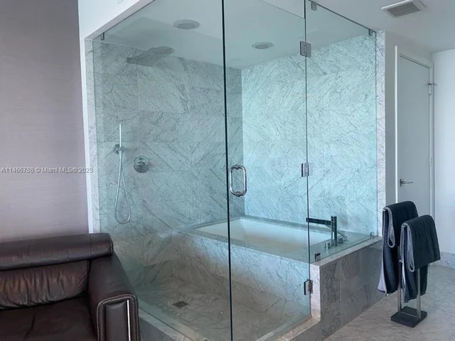 3131 NE 7th Ave # 1706, Miami FL 33137