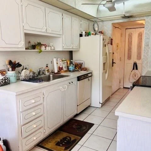 1100 Saint Charles Pl # 218, Pembroke Pines FL 33026