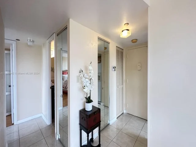 1300 Saint Charles Pl # 519, Pembroke Pines FL 33026