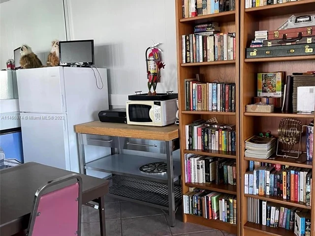 1400 S Ocean Dr # 1605, Hollywood FL 33019