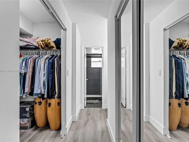 445 NE 195th St # 125, Miami FL 33179