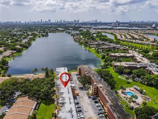 445 NE 195th St # 125, Miami FL 33179