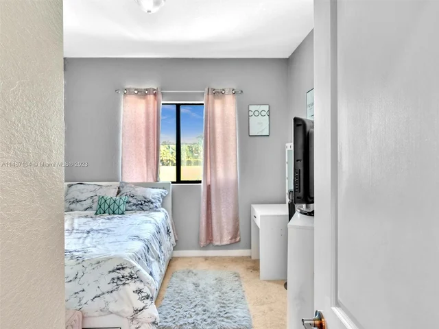 13348 SW 250th St, Homestead FL 33032