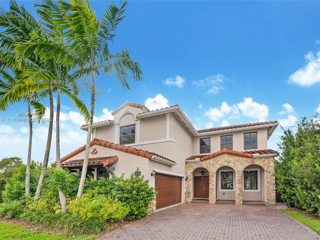 810 NW 104th Ave, Miami FL 33172