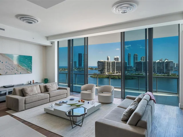 3300 NE 188th St, Aventura FL 33180