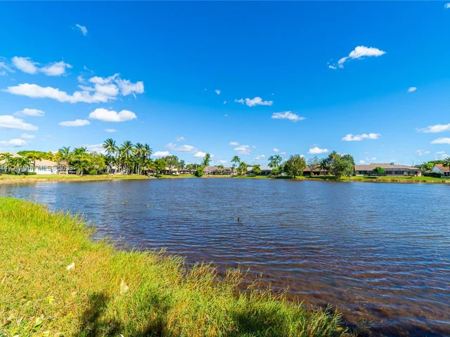 441 NW 201st Ave, Pembroke Pines FL 33029