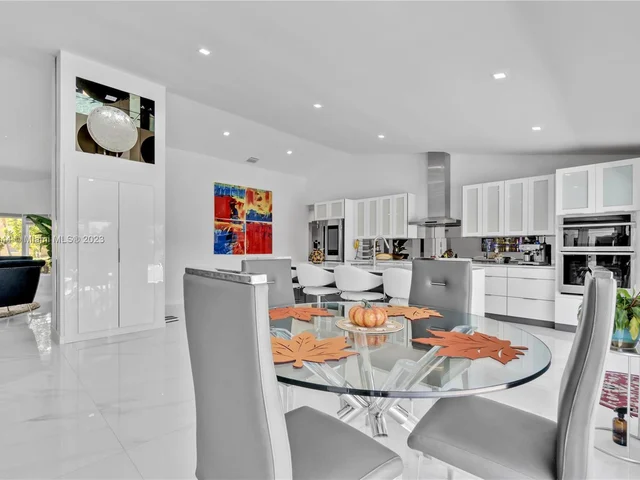 441 NW 201st Ave, Pembroke Pines FL 33029