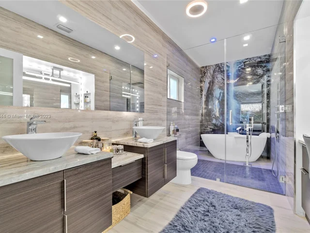 441 NW 201st Ave, Pembroke Pines FL 33029