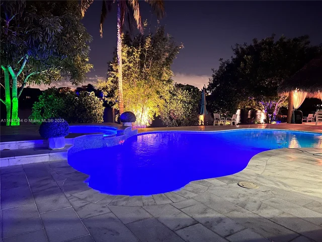 441 NW 201st Ave, Pembroke Pines FL 33029