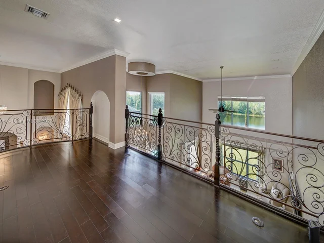 5128 SW 195th Ter, Miramar FL 33029