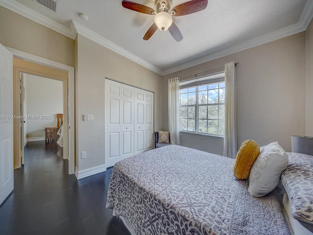 5128 SW 195th Ter, Miramar FL 33029