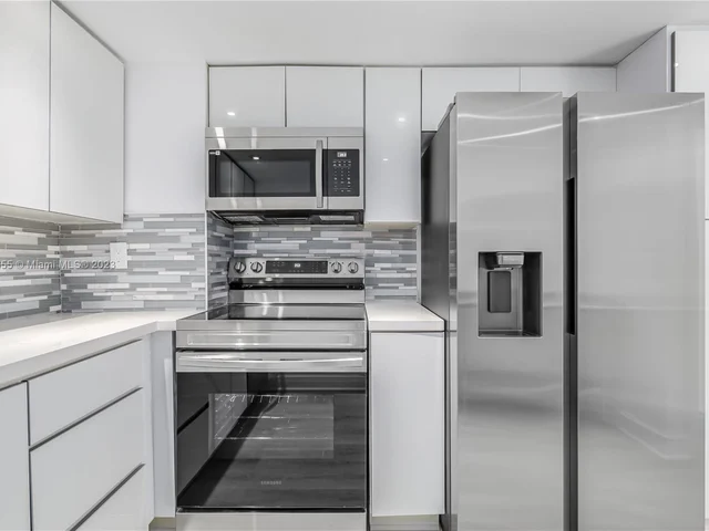 2655 Collins Ave # 502, Miami Beach FL 33140