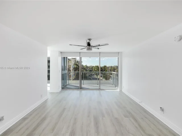 2655 Collins Ave # 502, Miami Beach FL 33140