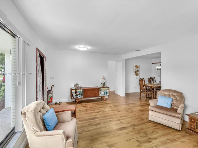 5510 Polk St, Hollywood FL 33021