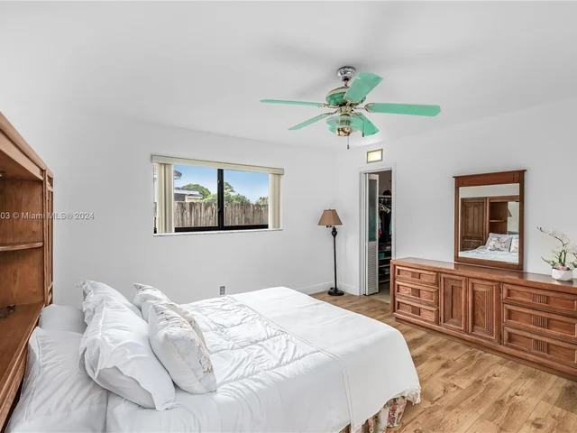 5510 Polk St, Hollywood FL 33021