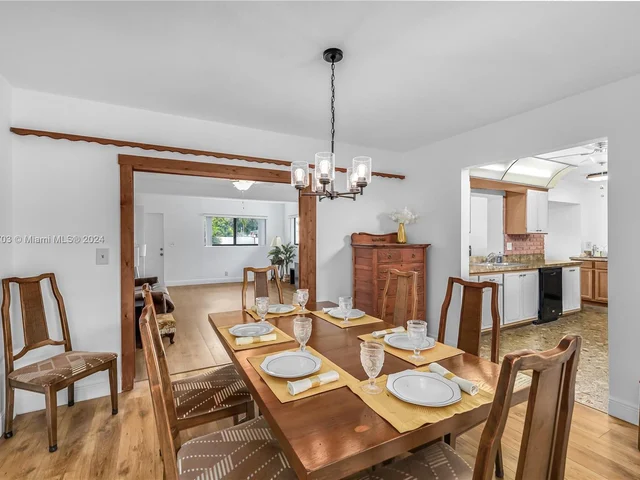 5510 Polk St, Hollywood FL 33021