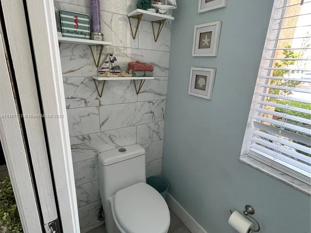 2808 SE 15th Rd # 23, Homestead FL 33035