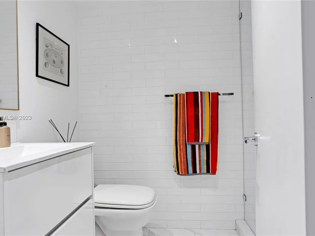 151 SE 15th Rd # 202, Miami FL 33129