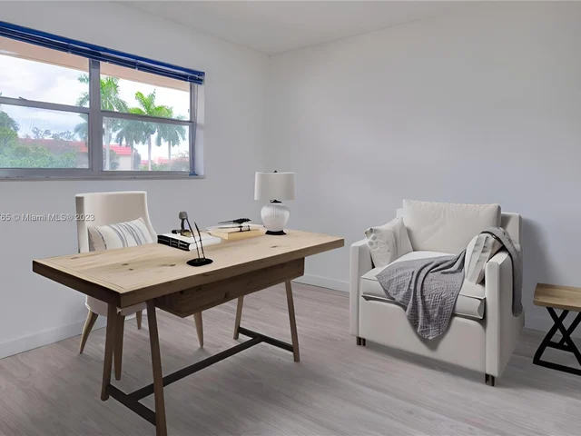 7991 N Sunrise Lakes Dr # 211, Sunrise FL 33322