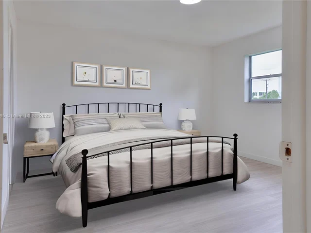 7991 N Sunrise Lakes Dr # 211, Sunrise FL 33322