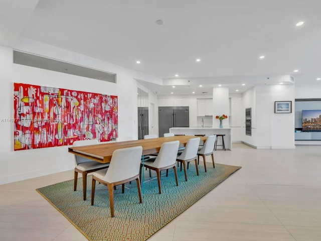 808 Brickell Key Dr # 201, Miami FL 33131