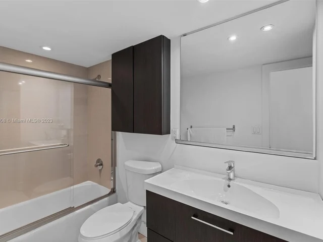 19380 Collins Ave # 703, Sunny Isles Beach FL 33160