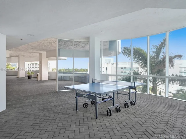 6301 Collins Ave # 1408, Miami Beach FL 33141