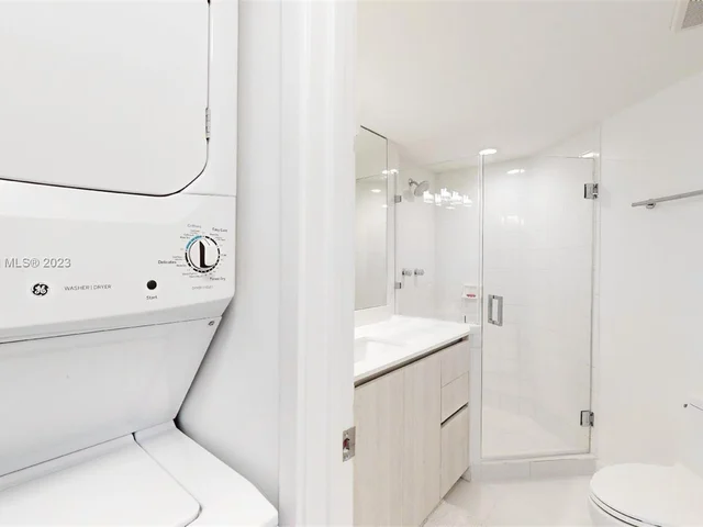 6301 Collins Ave # 1408, Miami Beach FL 33141