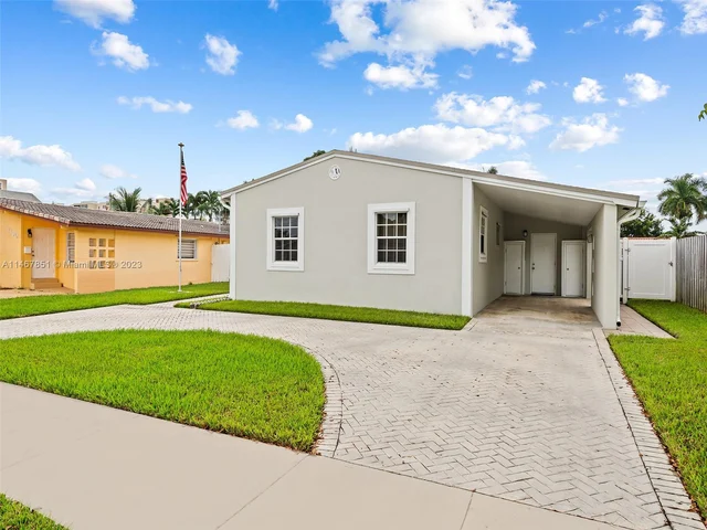 1024 NE 6th St, Hallandale Beach FL 33009