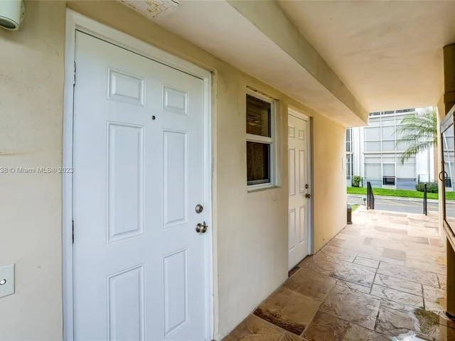 3050 NE 16th Ave # 107, Oakland Park FL 33334