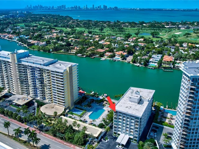 5640 Collins Ave # 8A, Miami Beach FL 33140