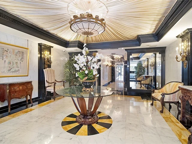 5640 Collins Ave # 8A, Miami Beach FL 33140