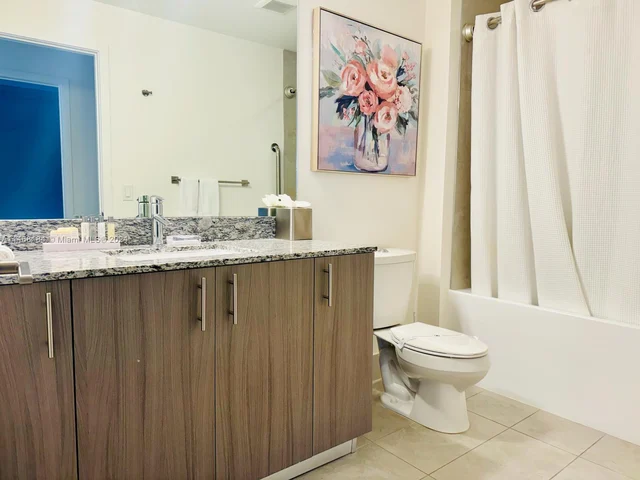 5350 NW 84th Ave # 1401, Doral FL 33166