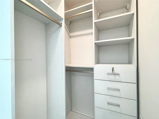 2535 NE 193rd St # 3212, Miami FL 33180