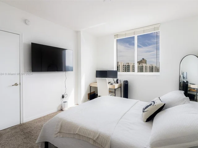 18800 NE 29th Ave # 1012, Aventura FL 33180