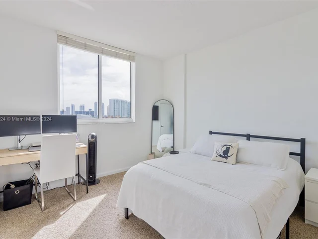 18800 NE 29th Ave # 1012, Aventura FL 33180