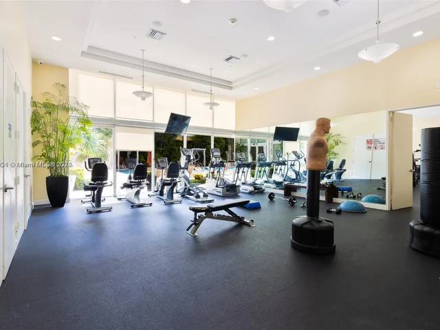 18800 NE 29th Ave # 1012, Aventura FL 33180