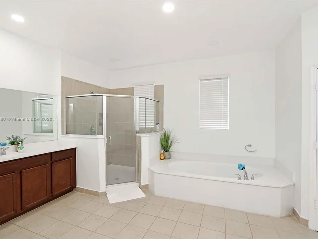 12119 SW 253rd St # 0, Homestead FL 33032