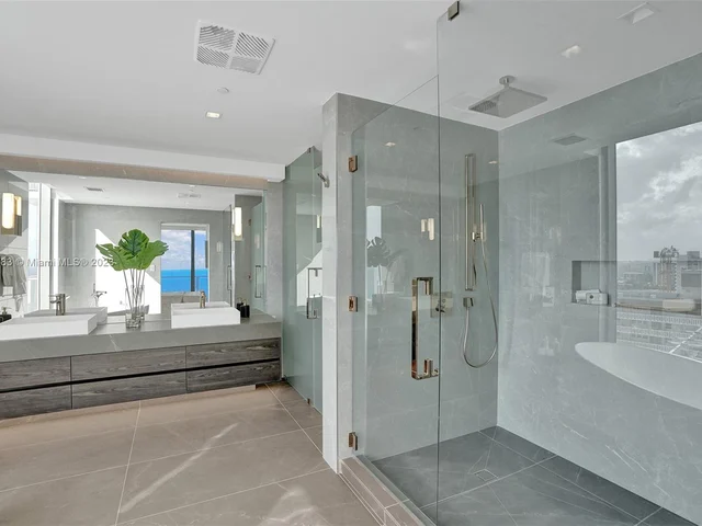 1116 N Ocean Blvd # 1801, Pompano Beach FL 33062