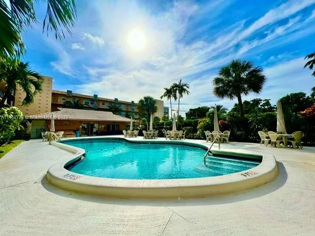 2145 Pierce St # 122, Hollywood FL 33020