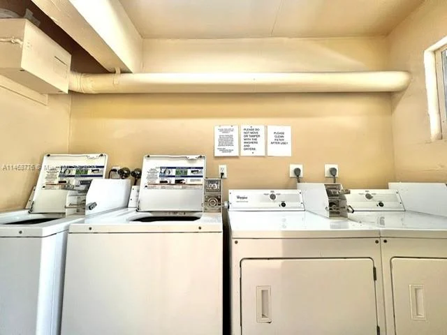 2145 Pierce St # 122, Hollywood FL 33020