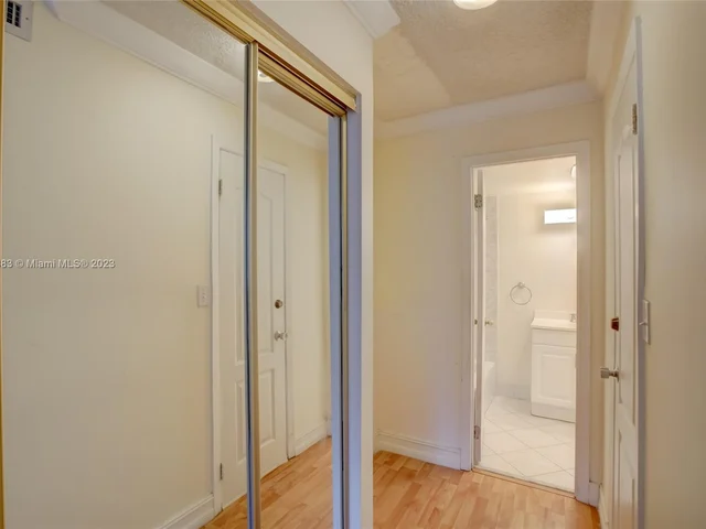 2780 NE 183rd St # 209, Aventura FL 33160