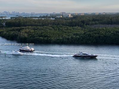 300 Bayview Dr # 1208, Sunny Isles Beach FL 33160