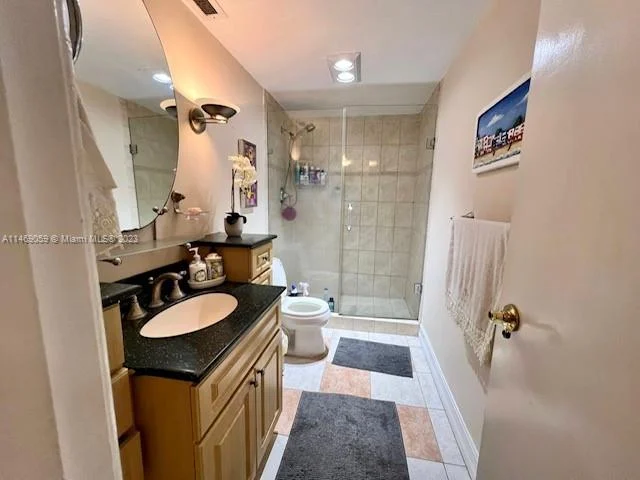 300 Bayview Dr # 1208, Sunny Isles Beach FL 33160