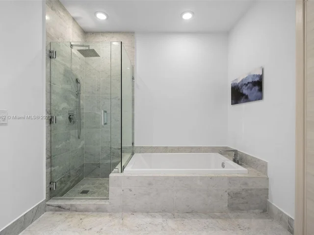 801 S Miami Ave # 5105, Miami FL 33130