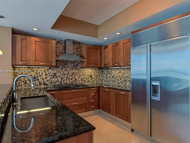 3535 S Ocean # 2102, Hollywood FL 33019