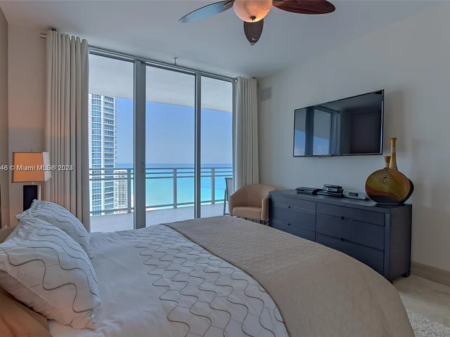 3535 S Ocean # 2102, Hollywood FL 33019