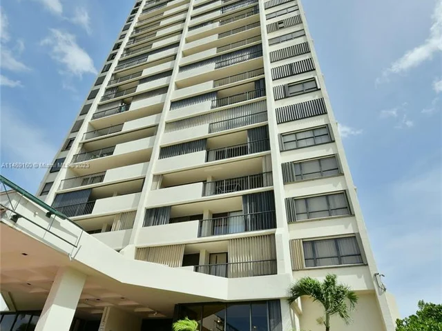 5600 N Flagler Dr # 206, West Palm Beach FL 33407